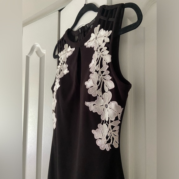 Guess floral dress - Picture 3 of 5